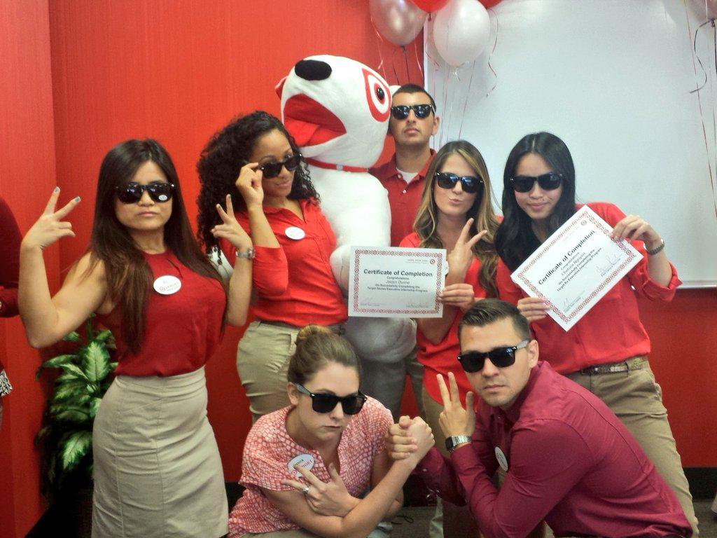 dillonfrmtarget's tweet photo. #D207 INTERN GRADUATION http://t.co/ZMW3IJqzH7