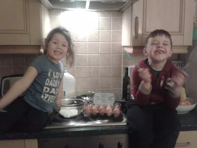 bernievfinn's tweet photo. @GoodallsIreland #kidskookout http://t.co/NrCIKMgMW9