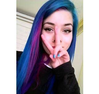 RaysOfColor's tweet image. Buenos dias, babes.