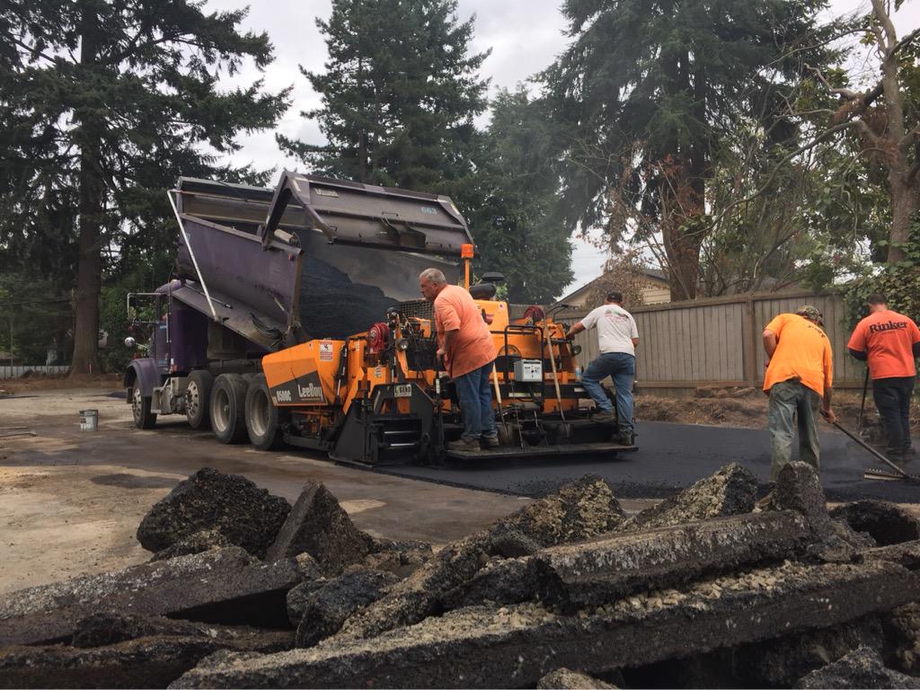 GracePointe's tweet photo. Asphalt is being laid today! #GracePointe #gpparkinglot http://t.co/dpCuqtDRsZ