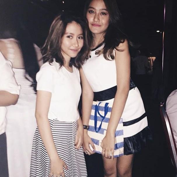 SalshabillaTime's tweet photo. bestie goals💜💐 http://t.co/owL0lVrsXU
