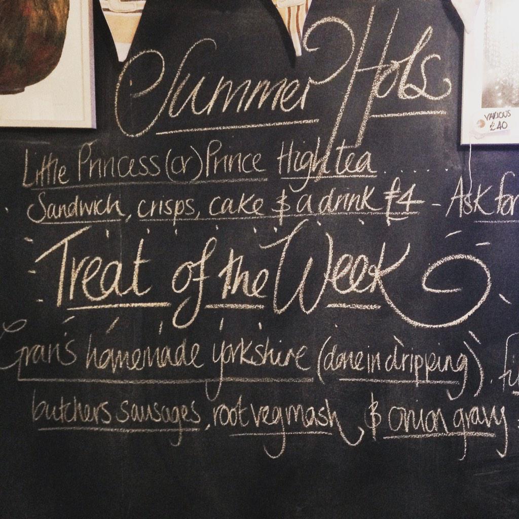 PineappleVintag's tweet photo. Nah then!!!....#locallysourcedandlovinglymade #afterworkkitchen #licensedvintagetearoom #pontefract http://t.co/WF5fKsjfzL