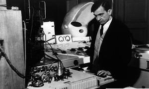 olsonpower's tweet photo. HAPPY 105 BDAY TO THE OG MASTER:THE ORIGINATOR OF THE MODERN UNDERGROUND : Pierre Schaeffer https://t.co/xXKLKOfR71 http://t.co/eAGwcpFEsO