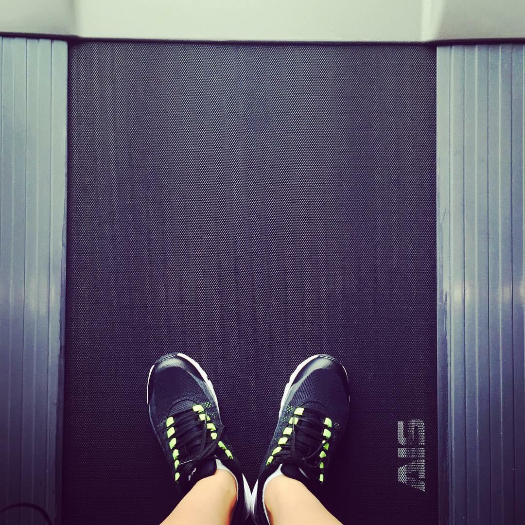 RealKkwonsso_4m's tweet photo. #운동 #발하트 #유산소 💪 http://t.co/Snij7NUWNQ