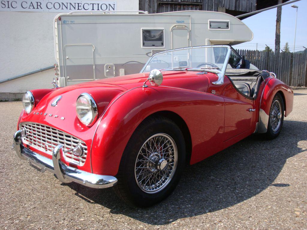 _classic_car_'s tweet photo. Neuzugang - ein wunderschöner TR3A Jg. 58 LHD, Chromspeichenräder u.v.m. http://t.co/vtLhu6PRcb #TR3A #classiccar http://t.co/N0J66OCATb
