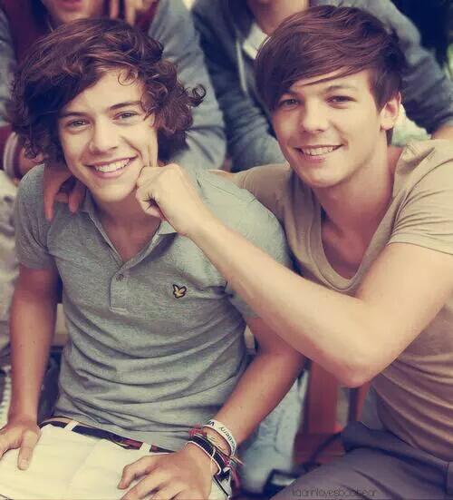 kaylenam06's tweet photo. #LarryIs http://t.co/RKiy5HbiRR