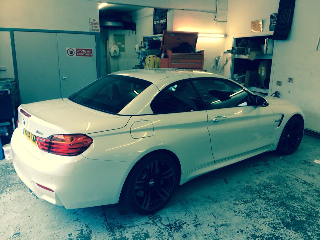 AVAGroupUK's tweet photo. Yes another M4 for Cobra CAT5! @kev_south @Vodafone_Auto @BMWOwnersClub @theBMWforum @BMW_UK #AdvancedVehicleAlarms http://t.co/qTamWf9mnc