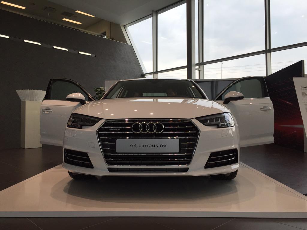 BubbelsAgency's tweet image. #preview nieuwe #AudiA4 @audicentrumRotterdam