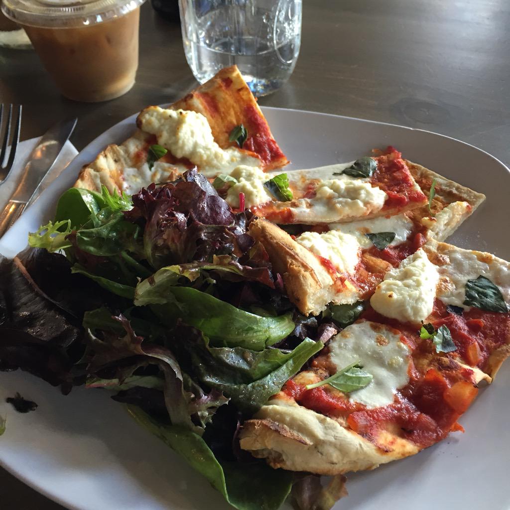 christina_hom's tweet image. Had a lovely solo outing the other day @EEntertaining PVD for #RIFoodFights #BestIcedCoffeeRI #BuyLocalRI!