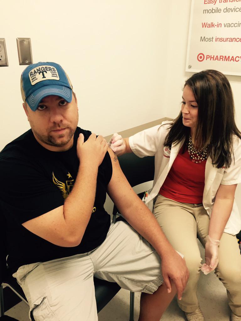 ManzerMichelle's tweet photo. My hubby getting his flu shot! I already got mine!#g391vacciNATION @HaleyTgt @sheahuds @GarySmouse http://t.co/x4FQOTASpF