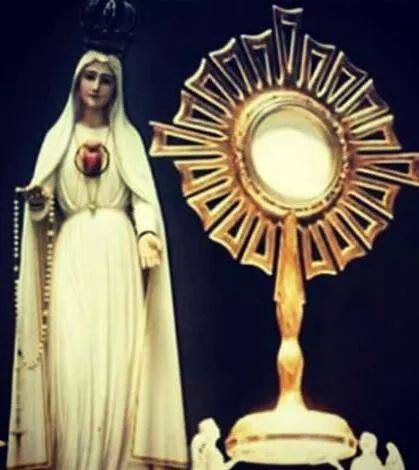 MariaTotusss's tweet photo. "ACASO NÃO SABEIS? EU SOU DA IMACULADA!"
São Maximiliano Kolbe , Rogai por Nós ! http://t.co/JklXu7frwI