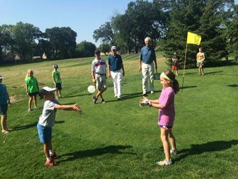 FirstTeeMPLS's tweet photo. Last day of @TheFirstTee summer classes is also the season's hottest! The water balloons are out! http://t.co/p6NjOeCp2G