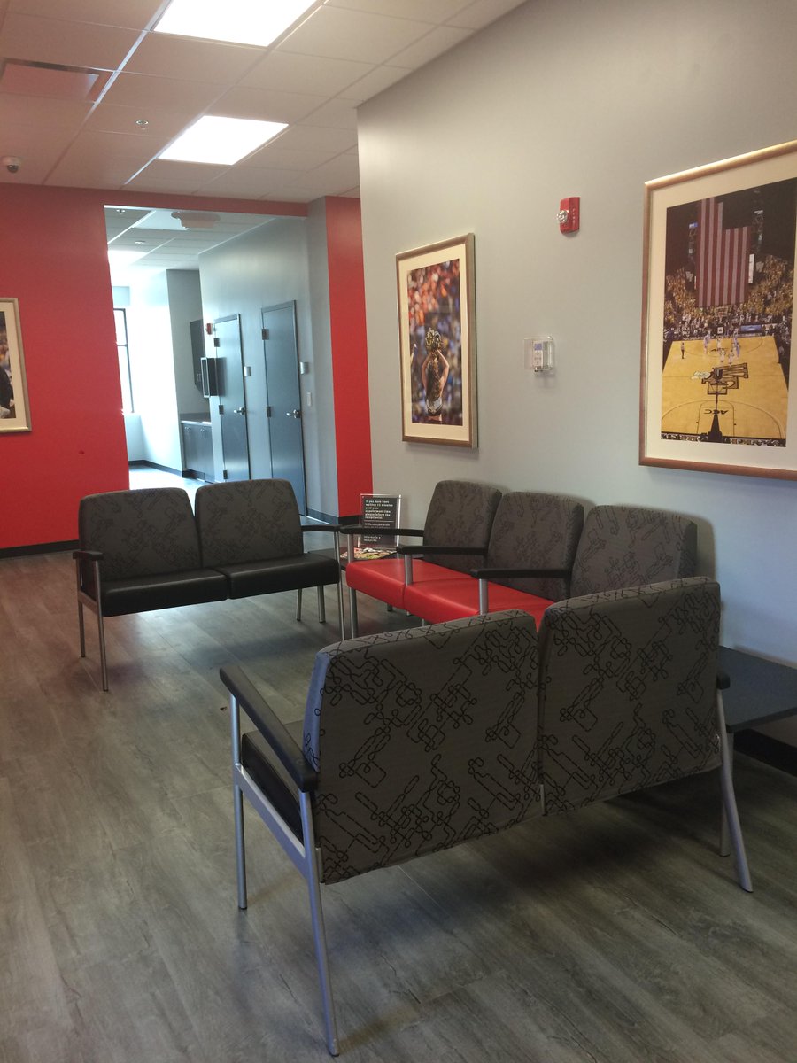 RiversEdge_WS's tweet image. A recent install at D1 Sports Medicine - @stancehealth