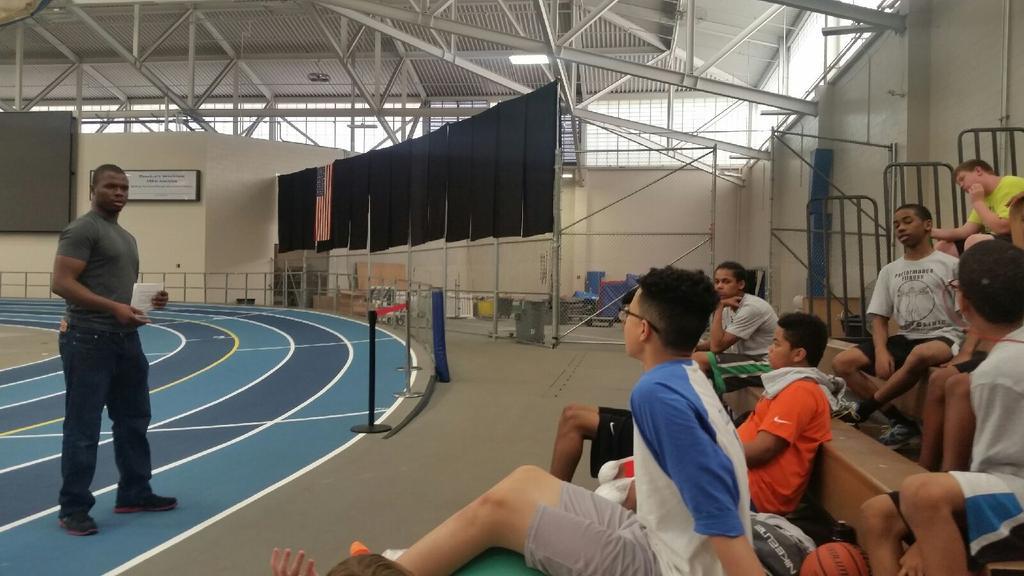techtrition's tweet image. Sharing the gospel of Nutrition with Student Athletes at the Reggie #CaptiontheConnection @bransom2011@BostonAlliance