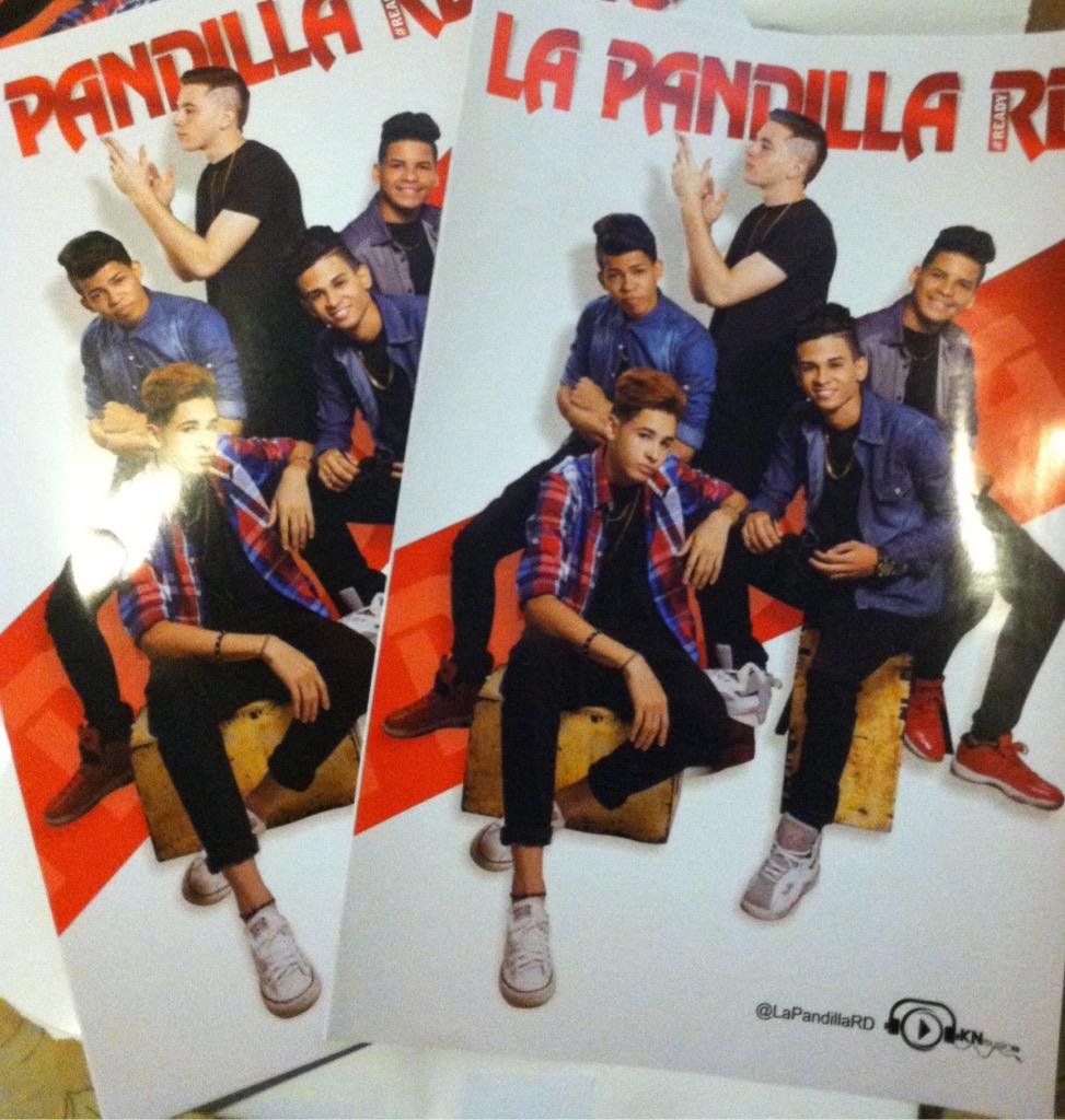 KNMusicRD's tweet photo. Póster De @LaPandillaRD Podrás encontrar mañana en Summer Bash http://t.co/M51cOkuemv