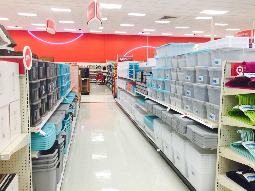 JesusTovar1's tweet image. We just keep on emptying the back!! #T1770 #R300FillerUp #G391Engagement