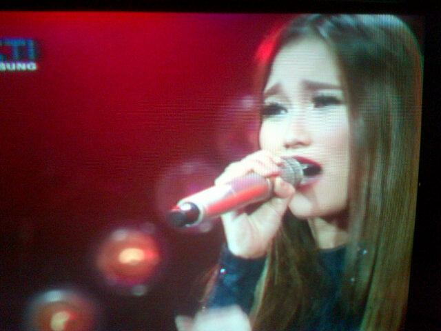 irma_abidin_733's tweet photo. Perform SUPER☆DANGDUT @aytingnew92 "SUARA HATI" diAcara Bergengsi X_faktor #KEREN  #AYUTINGTINGXFACTOR @Shaheer_S http://t.co/FDcHGSiVg3