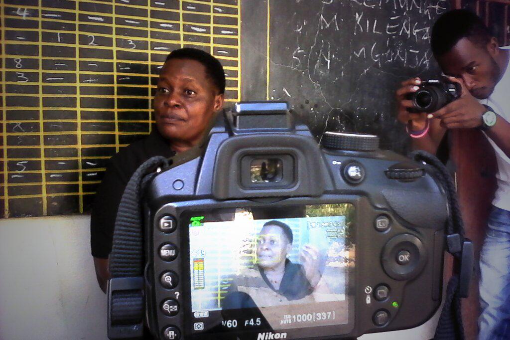 Cjstudios24's tweet photo. Day 1... #MwalimuNaElimu with my crew on location @George Bigup blaza http://t.co/vvtSWxdnSZ