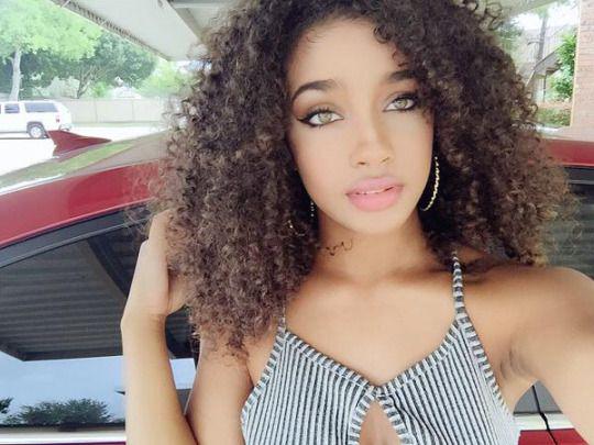 lnYourThoughts's tweet photo. Curls r̈ül̈ë the world https://t.co/UbRhnPEwnk
