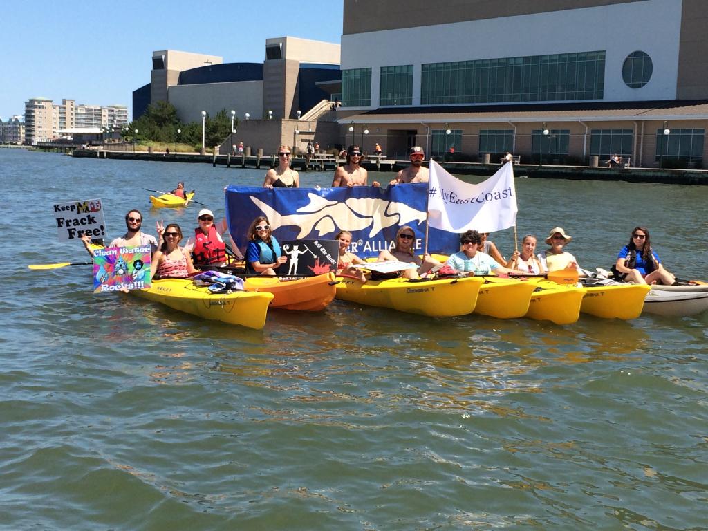 WaterkeepersCP's tweet photo. Waterkeepers out in force at #float4thecoast! #kayaktivism for #cleanwater! @coastkeeper @Waterkeeper #myeastcoast http://t.co/YaMfDcmJSx