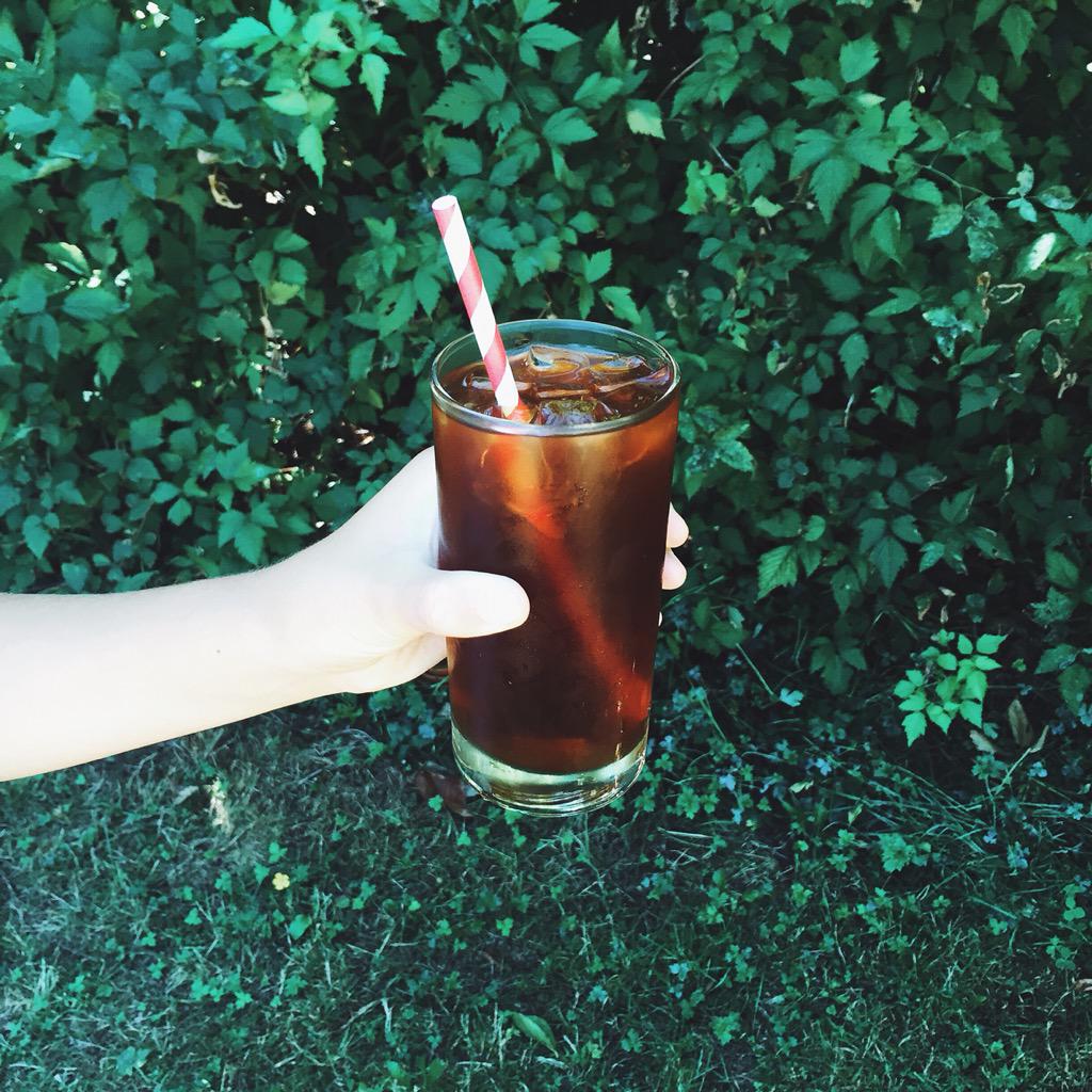 SOSColdBrew's tweet photo. Crack a cold brew and celebrate: it's FRIDAY! #soscoldbrew #coldbrew #coffee #caffeine #TGIF http://t.co/Qj4bsdowFa