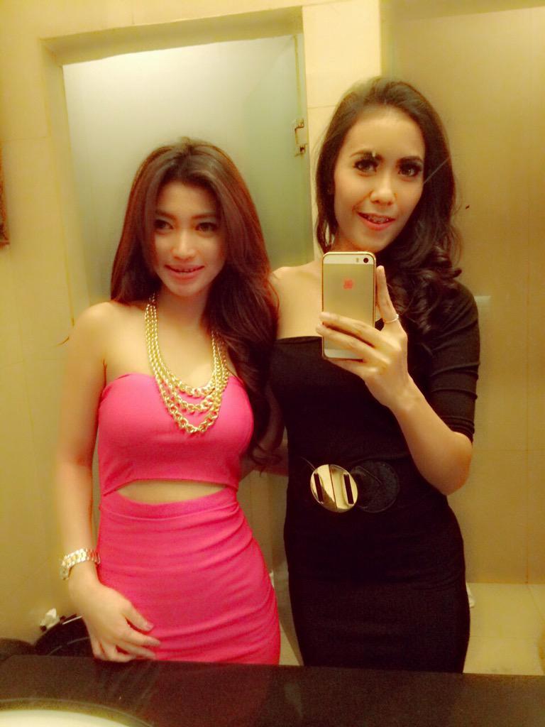 AciieFox's tweet photo. sekali lagi http://t.co/xSxJfakTao