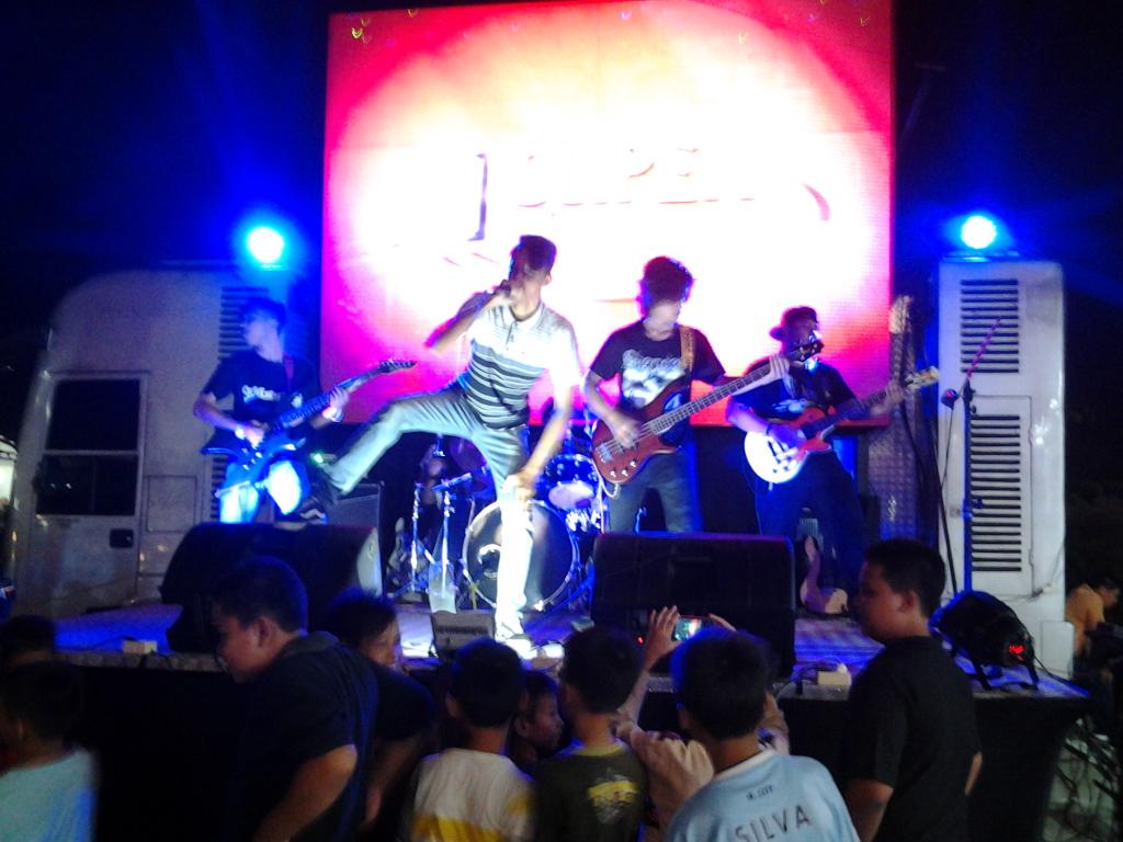 Menjadi belusukan tadi ni #event #supermusic band <a href="/SUP_Metal/">SECRET UNDER PAPER</a>  at cilodong depok