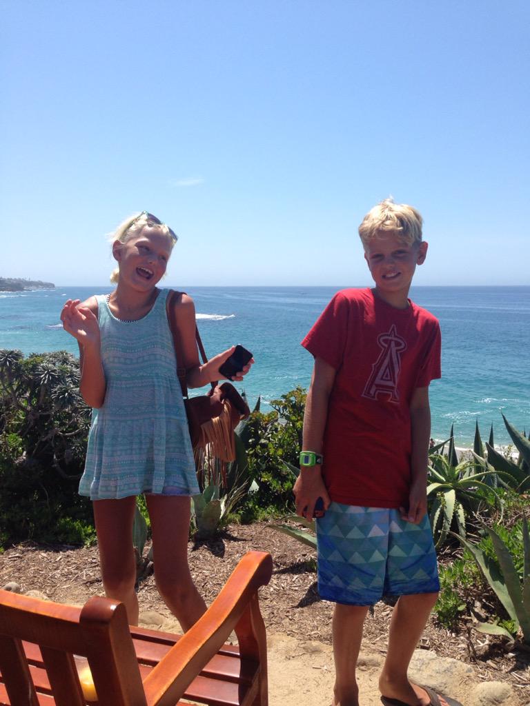 kellysmit_4's tweet photo. Treasure island beach http://t.co/kjRVYb7EV4