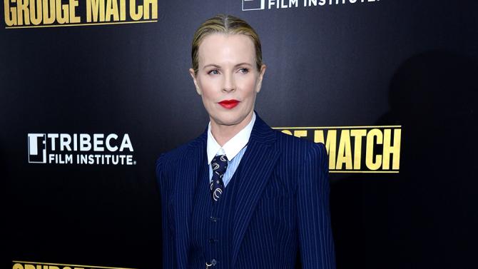 Variety_DMcNary's tweet photo. Kim Basinger has joined Jake Gyllenhaal and Amy Adams' #NocturnalAnimals http://t.co/H2XSF5Bw18 http://t.co/bntzGwu6nO