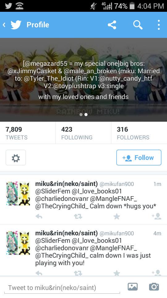 @bonnies_writer i-i thought I was your special one >~,<