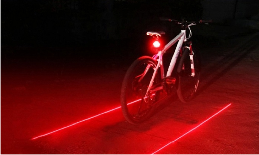 Groupon's tweet photo. Sharks aren't the only things equipped with lasers. #currentreference http://t.co/mt0p2mNcxU http://t.co/CsgKwQgBrY