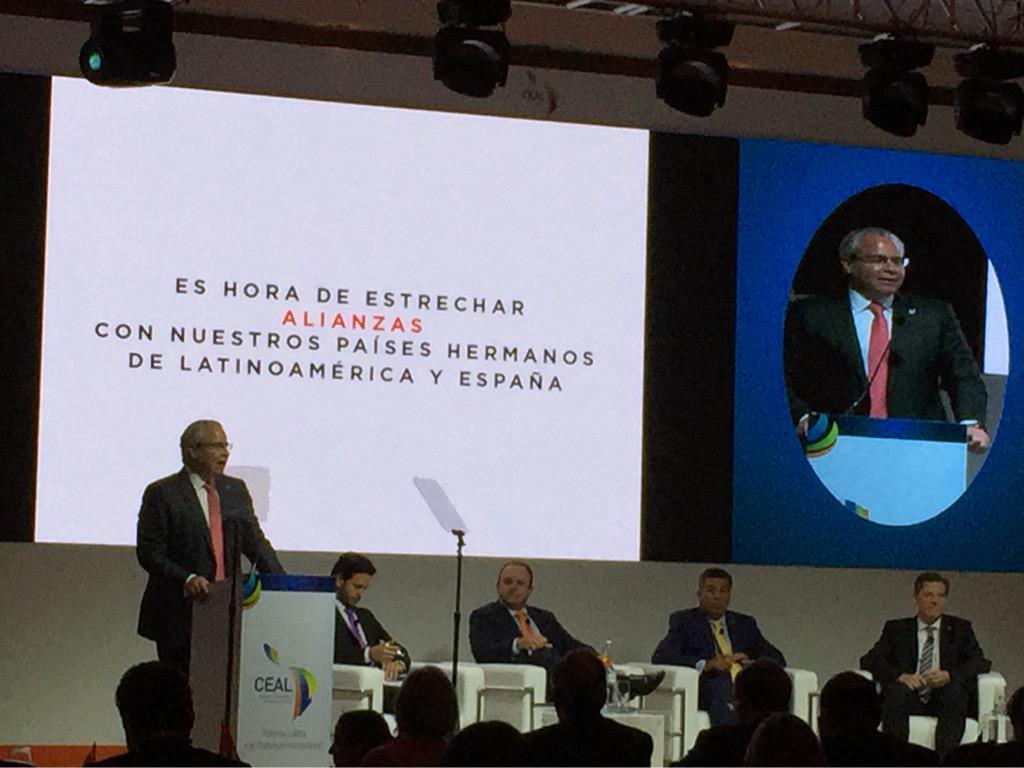 CealIntl's tweet image. Alberto Bacó en el panel de Oportunidades de Negocios en Puerto Rico, Inversiones Privadas. #CEALPuertoRico