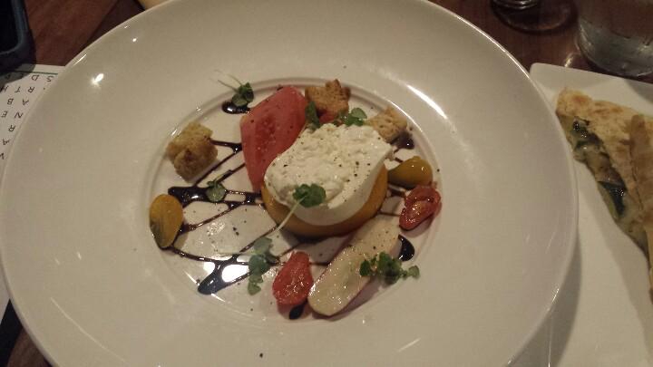 LP_Doobie's tweet photo. @Espngreeny For your review: The caprese at the Anaheim Hilton http://t.co/MCK6S1nzi9