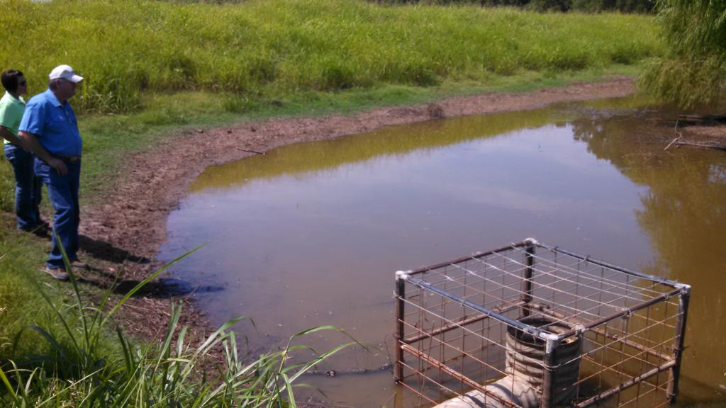 HRRHUNTING's tweet photo. Working with NRCS to set a management plan for our wetland #wetlands #huntingisconservation http://t.co/7Kfqk7ESMo