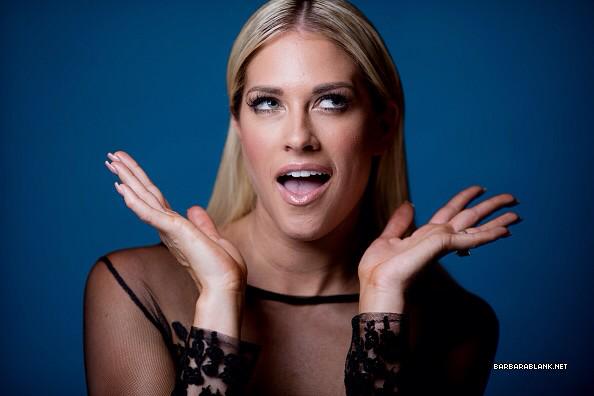 Iunaticbarbie's tweet image. WHAT A QUEEN. 😍👑