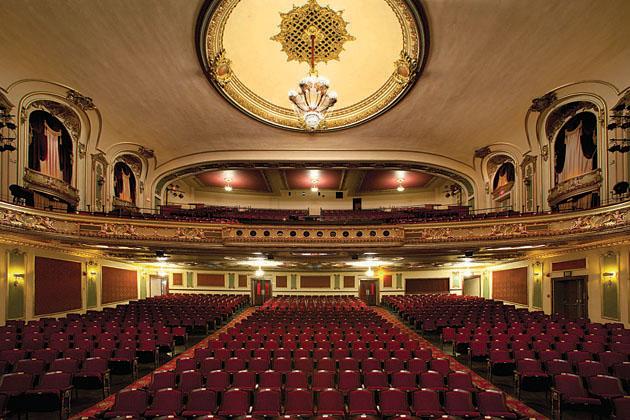 grandlakefun's tweet photo. Come feast your eyes on the Coleman Theatre in @MiamiOkla along historic #Route66. #beautiful http://t.co/sDw1pN9t8a http://t.co/Gq8OEdBRPH