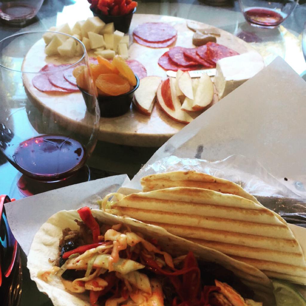 Aarde Cosseboom tweet media