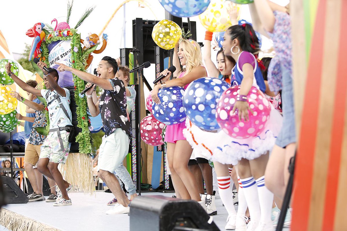 #YTVBeachBash is airing again. RIGHT NOW.