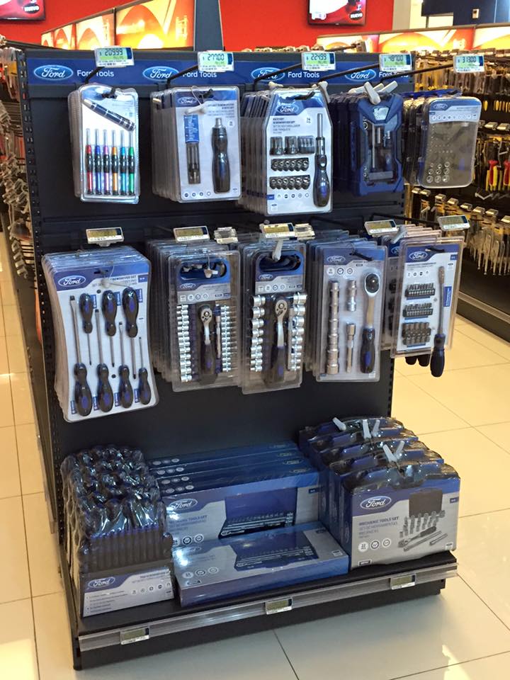 Bulonera_Atlas's tweet photo. #FORD TOOLS, en nuestras dos sucursales Av Rivadavia 12.678, Ciudadela y Av Juan B Justo 3.151, CABA #fordtools http://t.co/Lg2UyCqp4y