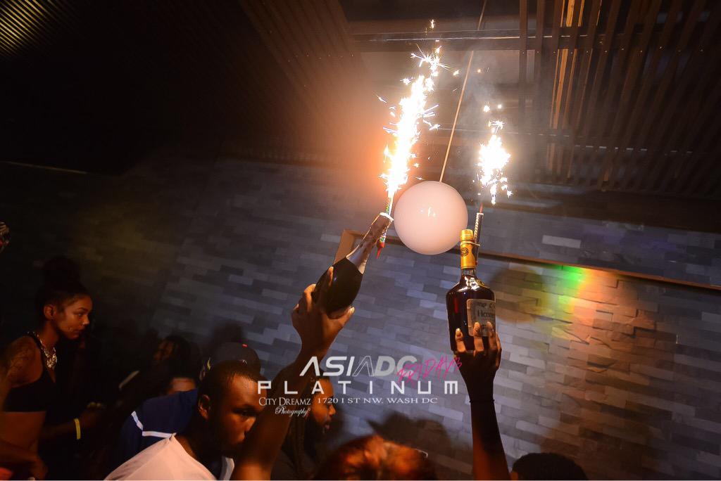 heis1k's tweet photo. FREE DRINKS 🙌🏽 BETWEEN 10-11 ONLY AT #PlatinumFridays #CafeAsia #AsiaDC 💎 http://t.co/R2zK5vbZ3f