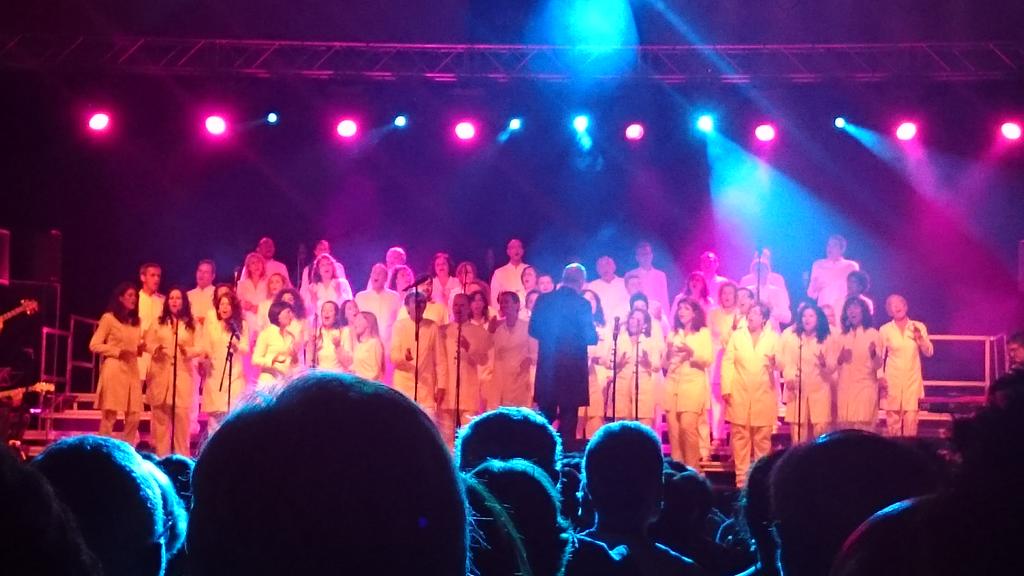TheWanted_CAT's tweet photo. Gaudint d'una nit @artsdestiu a can Xaubet amb @GospelViu #mylive #mylove #myAll http://t.co/BSHUB6UC6x