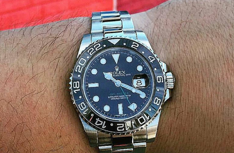 elevenjames's tweet photo. #WatchOTD 40mm #Rolex
GMT-Master II @ElevenJames Aficionado Collection http://t.co/IokoxaWGOW #luxury #watches http://t.co/rldIzc6uwQ