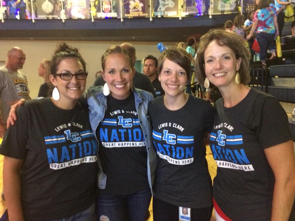 janieeinerson's tweet photo. Another great LPS Convocation! #lcblazers #lpsconvocation15 #grade3 http://t.co/KDAByptpLe