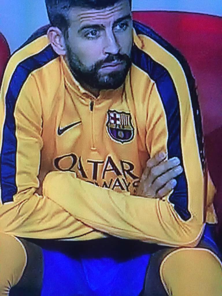 Aqui viendo una película en telecinco, una comedia siempee viene bien a estas horas😂😂😂😂😂😂

#AMamarla <a href="/3gerardpique/">Gerard Piqué</a>