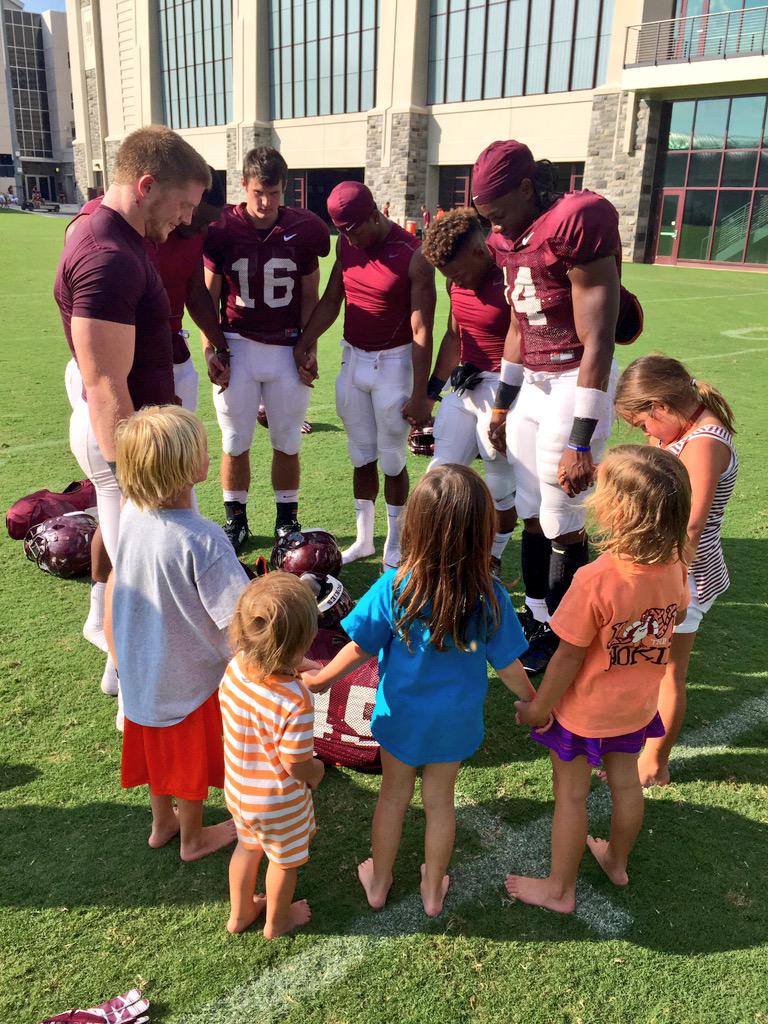 thomasguerry's tweet image. Coaches&apos; kids decided to join in on a little post-practice prayer with the RBs!

#VTFamily
#VTCampLife