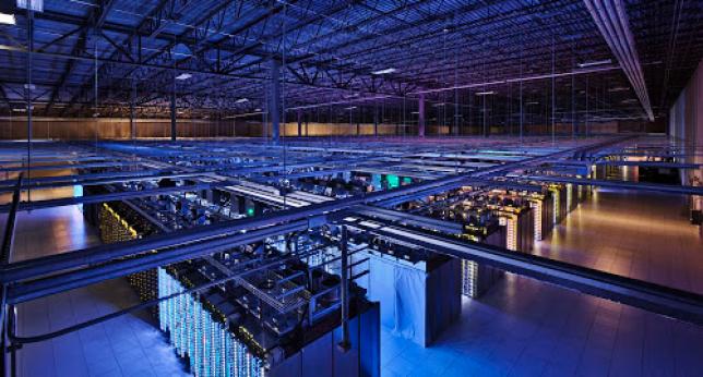 Telecom_TI's tweet image. Seguridad del #dataenter o la eficiencia en #TI.  #TelecomTi bit.ly/1PdBEKT