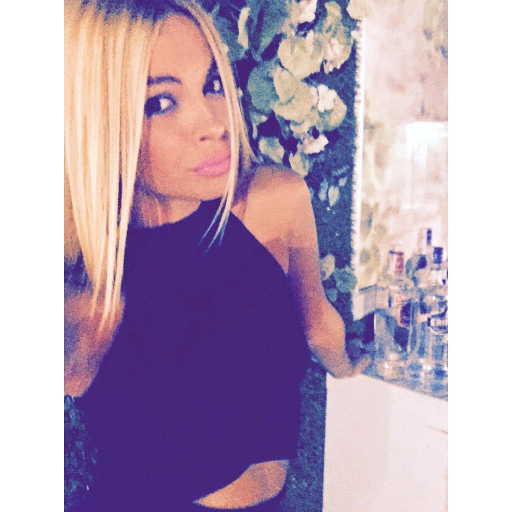 Comienza la noche en <a href="/GardensPalace/">Garden´s Palace</a> 🙆🏼💪🏽