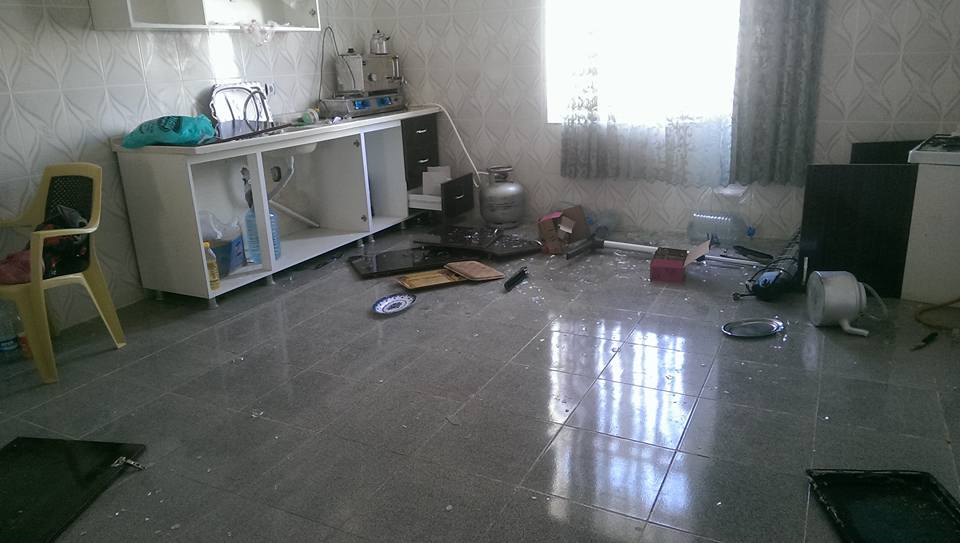 Yüksekova'da polisin tahrip ettiği PKK mezarlığı kapısı, duvarı ve halk evi..