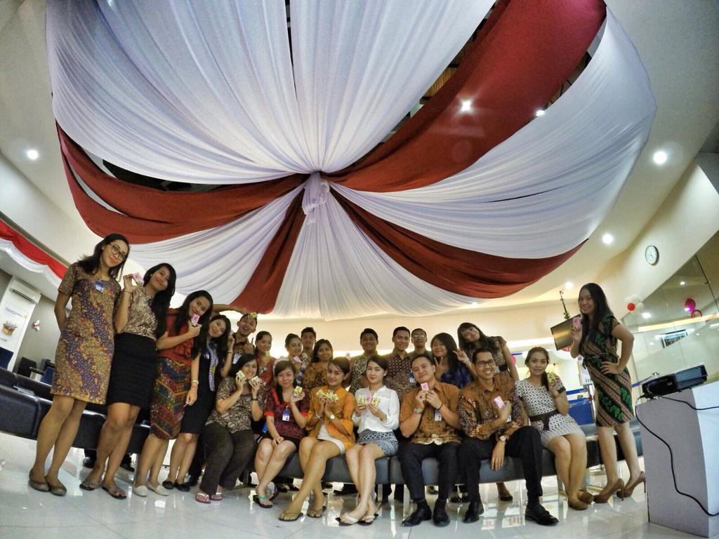 IchaSasae's tweet photo. @jphvds @tisyediah @joshuarudi @doddyhas #kopassussg2 #sehatsusumerdeka  
Semangggaatttt Semarak Udayana team 80 CC!! http://t.co/2vDdY8M4OS
