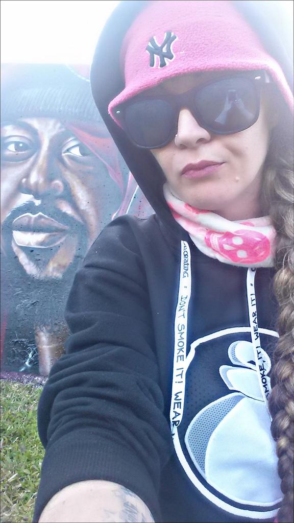 crystal_iz_dope's tweet image. Had to go peep this tribute in person. 
So DOPE! #SeanPriceForever 
🎨 #Basix 🎤🎧🙏💕✌